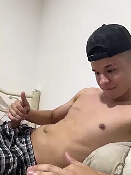 arevalo1124 online show from 14, 11, 2025