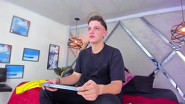 Thomas May4rs online show from 20, 3, 2025