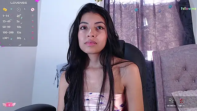 Snapshot of ellajonz chatting on 20, 3, 2025 ellajonz online show from 20, 3, 2025