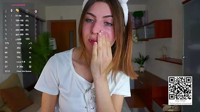 ErlinaBuoy online show from 20, 11, 2025