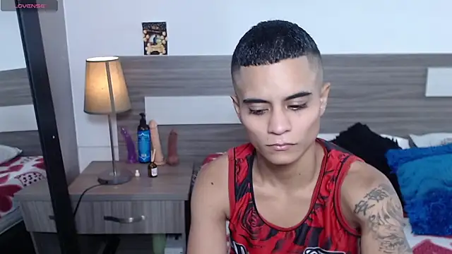 Liiamthompson online show from 20, 11, 2025