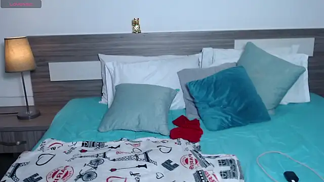 Liiamthompson online show from 1, 2, 2026