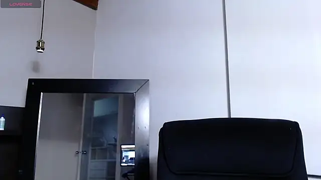 Snapshot of Liiamthompson chatting on 22, 4, 2026 Liiamthompson online show from 22, 4, 2026