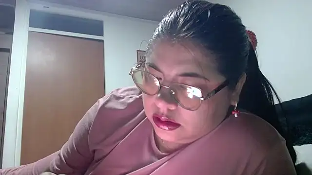 viccky vick online show from 4, 3, 2026