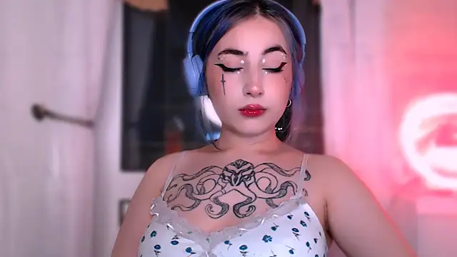 purplewitch online show from 18, 9, 2025