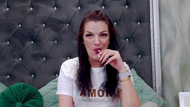 Snapshot of LissaAnn chatting on 26, 2, 2025 LissaAnn online show from 26, 2, 2025