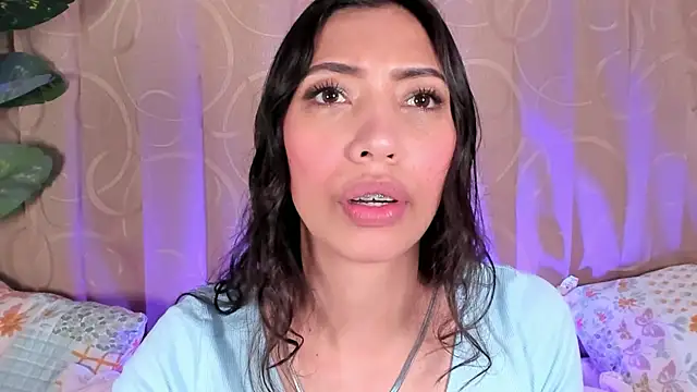 Miss veronicaa2 online show from 17, 6, 2026