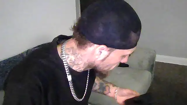 cruz815 online show from 8, 11, 2025