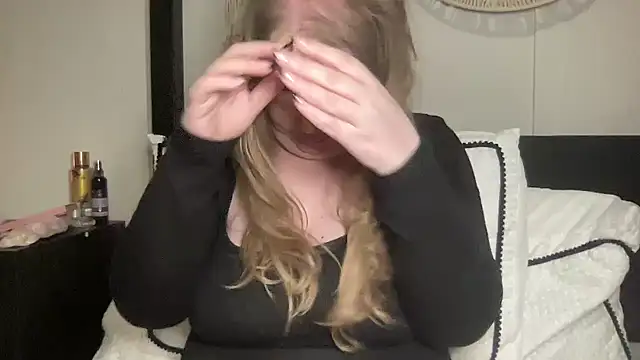 BustyHayleyUk online show from 29, 1, 2025