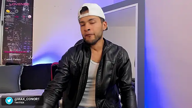 Max Conor1 online show from 18, 2, 2025