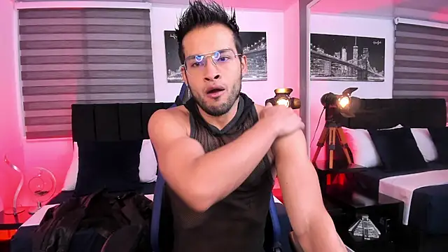 Max Conor1 online show from 13, 3, 2025