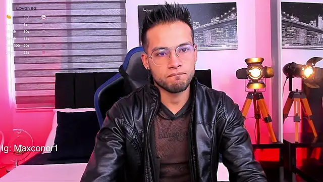 Max Conor1 online show from 22, 3, 2025