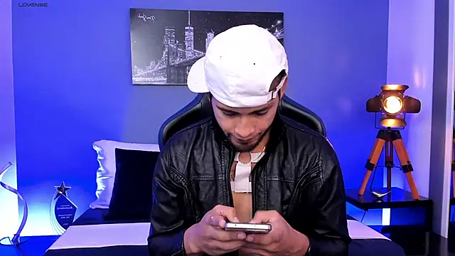 Max Conor1 online show from 26, 9, 2025