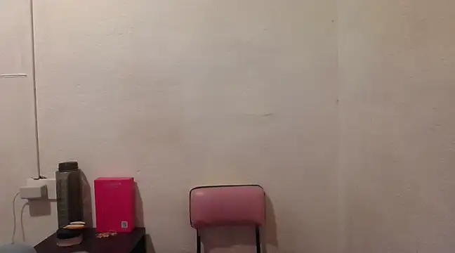 Snapshot of MirandaLatinaLovely chatting on 6, 3, 2025 MirandaLatinaLovely online show from 6, 3, 2025