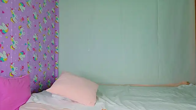 TwerkingCheerleader online show from 3, 10, 2025