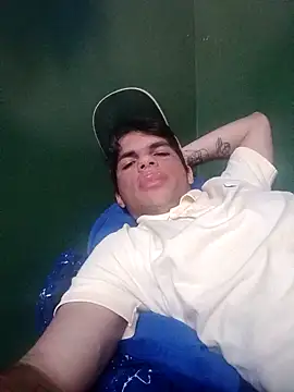 Snapshot of Elperlozo10 chatting on 3, 2, 2025 Elperlozo10 online show from 3, 2, 2025