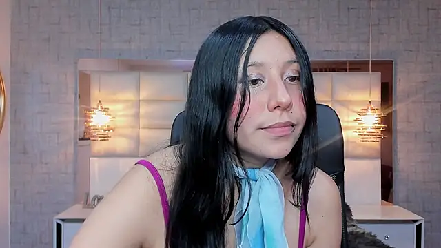 Nohemi louse online show from 19, 11, 2025