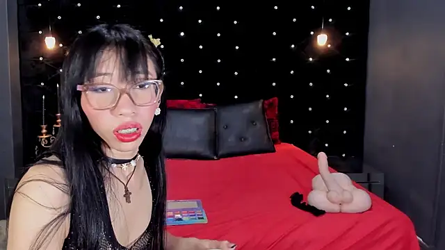 Snapshot of Mara_Gonzalez chatting on 9, 10, 2025 Mara Gonzalez online show from 9, 10, 2025