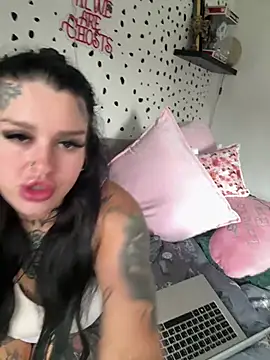 Snapshot of tempzzz12 chatting on 15, 7, 2026 tempzzz12 online show from 15, 7, 2026