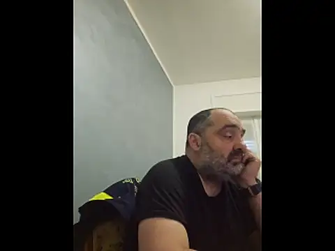 fuocovivo4 online show from 1, 4, 2026