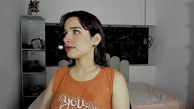 Annyrosee online show from 10, 2, 2026