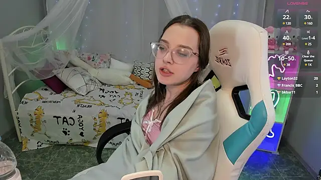 kaisajenner online show from 9, 2, 2025