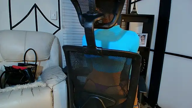 allicemackenzie online show from 7, 3, 2025