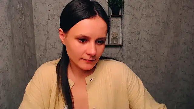 Snapshot of ValeriaHeart_ chatting on 11, 2, 2025 ValeriaHeart online show from 11, 2, 2025