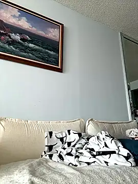 Snapshot of Liyah_19 chatting on 7, 1, 2026 Liyah 19 online show from 7, 1, 2026