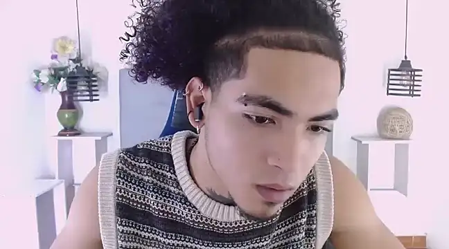 Snapshot of LihanJor_23 chatting on 4, 3, 2025 LihanJor 23 online show from 4, 3, 2025