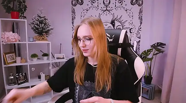 VeronicaAndersen online show from 17, 2, 2025