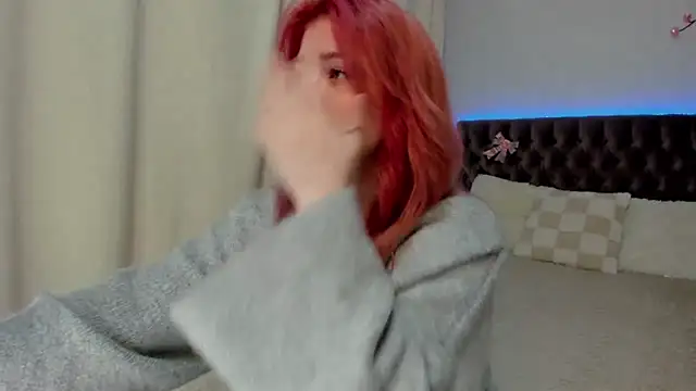 Ella Mayers online show from 26, 9, 2025