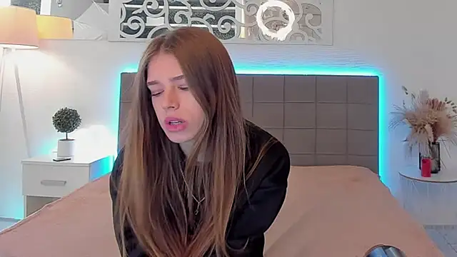 melissacrayzy online show from 13, 4, 2026