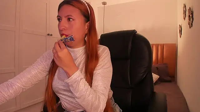 fer angel  online show from 17, 2, 2025