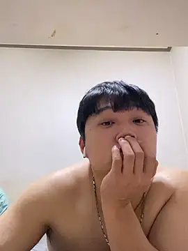 offwhite777 online show from 4, 2, 2025