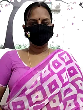 Snapshot of Tamil_Meera12 chatting on 2, 5, 2026 Tamil Meera12 online show from 2, 5, 2026