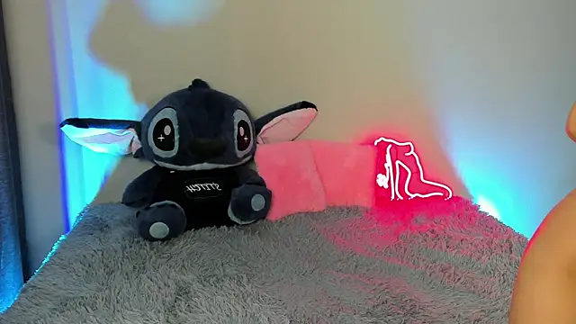 EvaBalmer online show from 12, 11, 2025