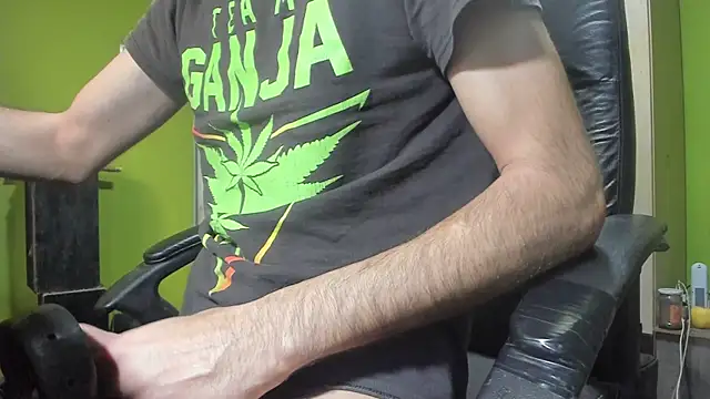 BigCumShoot online show from 18, 4, 2026