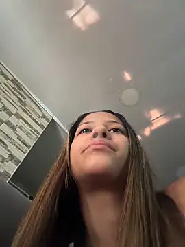 vicky bass online show from 11, 11, 2025