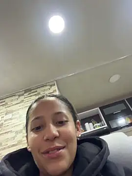 vicky bass online show from 16, 11, 2025