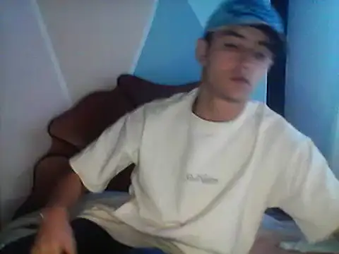 Snapshot of daimon_king05 chatting on 10, 3, 2025 daimon king05 online show from 10, 3, 2025