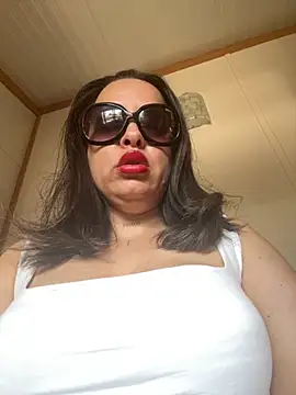 laarti online show from 11, 9, 2025