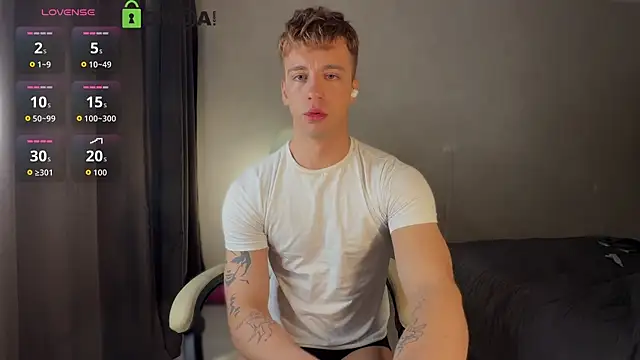 VincentSmith02 online show from 5, 4, 2026