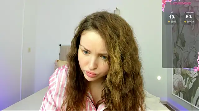Snapshot of Lora_Rosee chatting on 11, 2, 2025 Lora Rosee online show from 11, 2, 2025