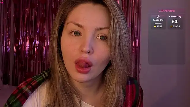 Snapshot of Lora_Rosee chatting on 30, 4, 2026 Lora Rosee online show from 30, 4, 2026