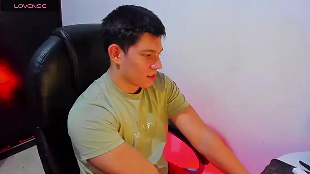 Snapshot of JamesCr_ chatting on 19, 3, 2025 JamesCr online show from 19, 3, 2025
