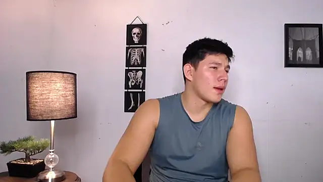 JamesCr  online show from 20, 11, 2025