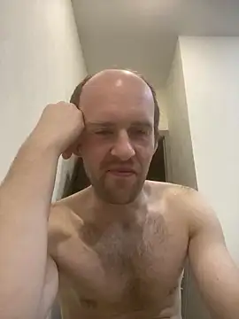 LynnAhNight online show from 16, 4, 2026