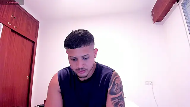 Snapshot of JohanSmith chatting on 16, 6, 2026 JohanSmith online show from 16, 6, 2026