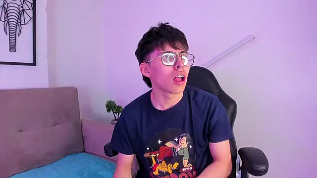 PepperTwink online show from 3, 3, 2025